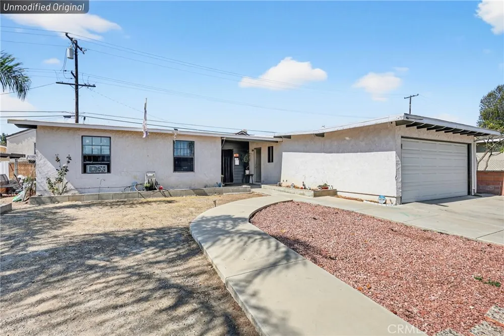 2415 Merrywood Pomona, CA 91767
