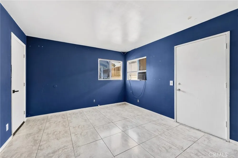 2415 Merrywood Pomona, CA 91767