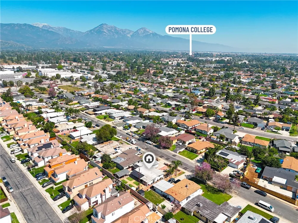 2415 Merrywood Pomona, CA 91767