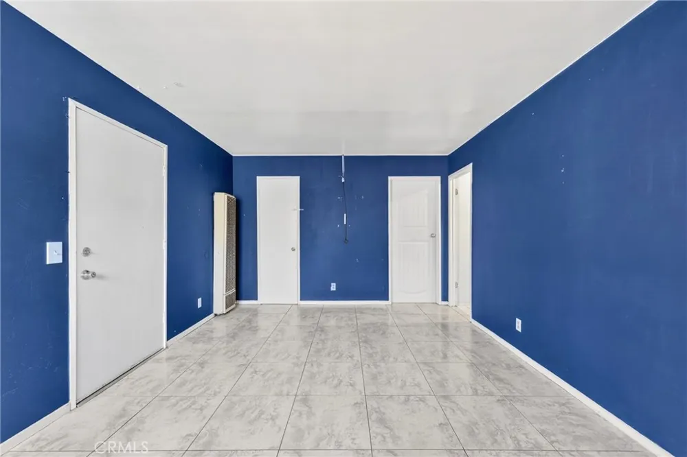 2415 Merrywood Pomona, CA 91767