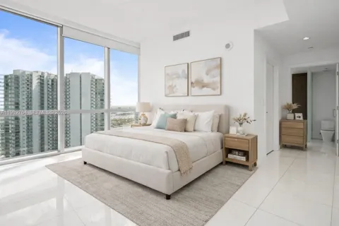 851 NE 1st Ave #4801