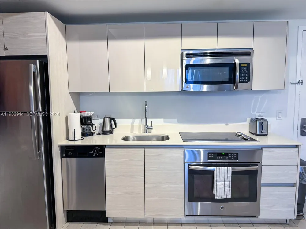 2602 E Hallandale Beach Blvd #R805 Hallandale Beach, FL 33009