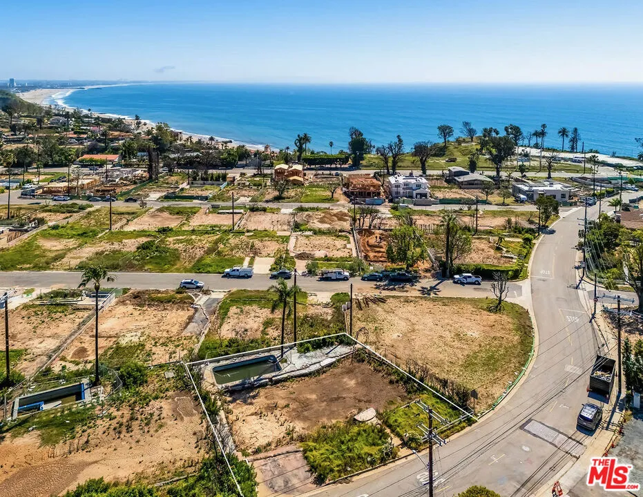 16918 Marquez Avenue Pacific Palisades, CA 90272