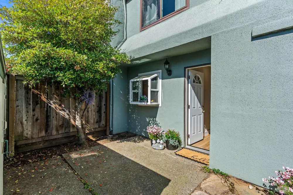 3482 Shelter Creek Drive Napa, CA 94558