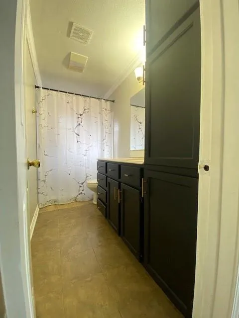 514 Green Avenue Palacios, TX 77465