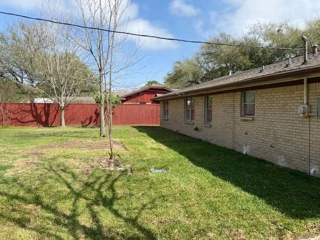 514 Green Avenue Palacios, TX 77465
