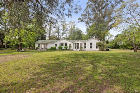 3048 Myrtledale Road