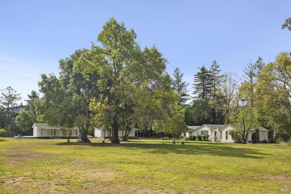 3048 Myrtledale Road Calistoga, CA 94515