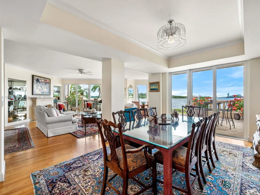 2416 Fisher Island Dr #5106 Miami Beach, FL 33109