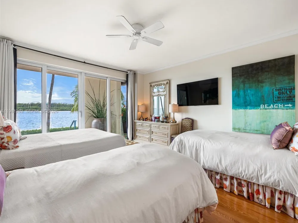 2416 Fisher Island Dr #5106 Miami Beach, FL 33109