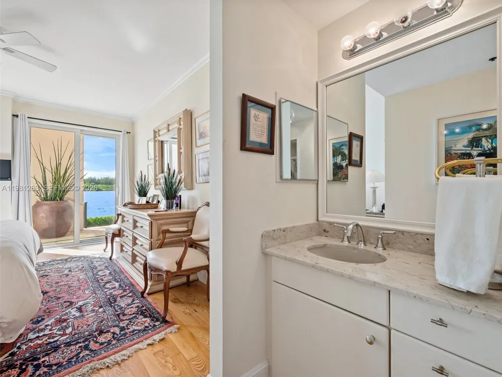 2416 Fisher Island Dr #5106 Miami Beach, FL 33109
