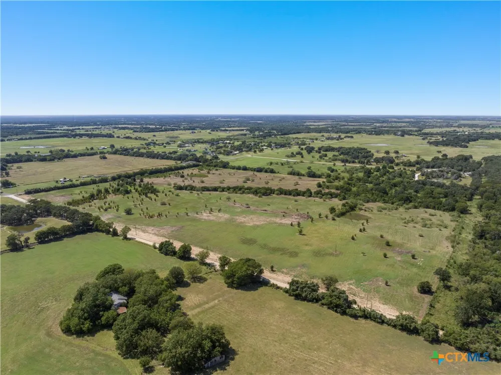 3 Buggtussle Lane West, TX 76691