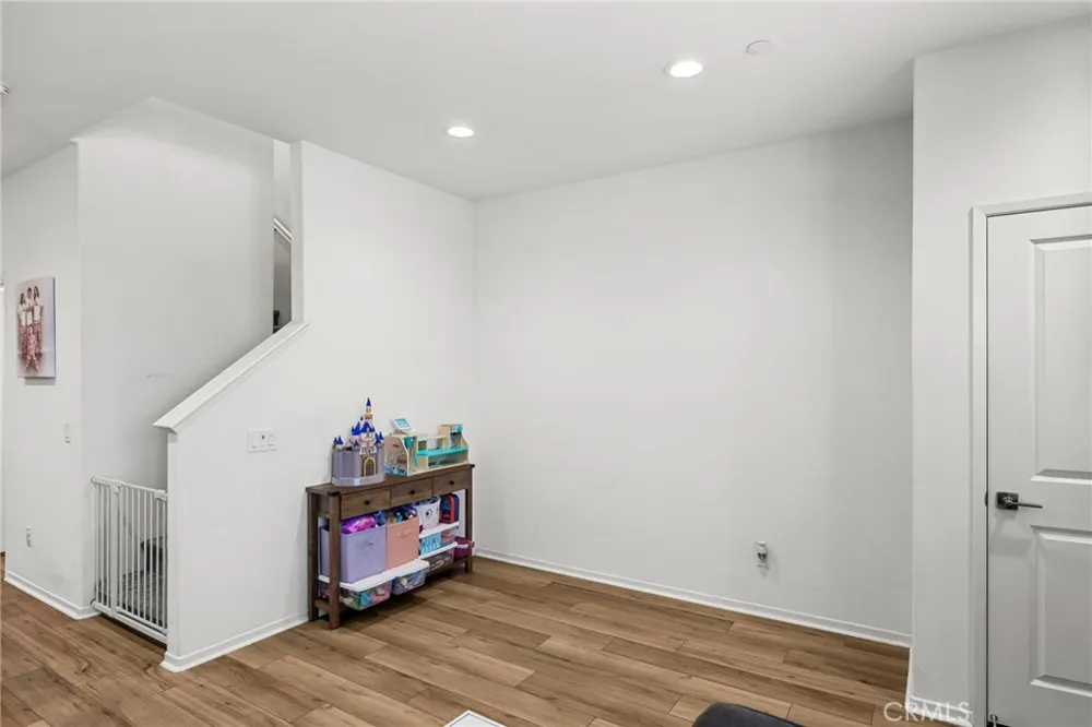 16025 Main Street Chino, CA 91708