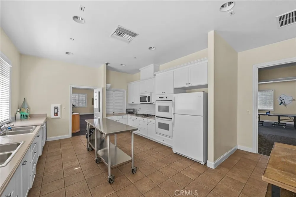 16025 Main Street Chino, CA 91708