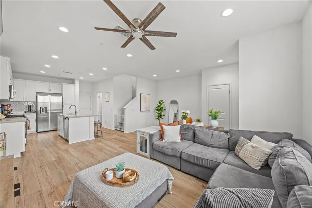 16025 Main Street Chino, CA 91708