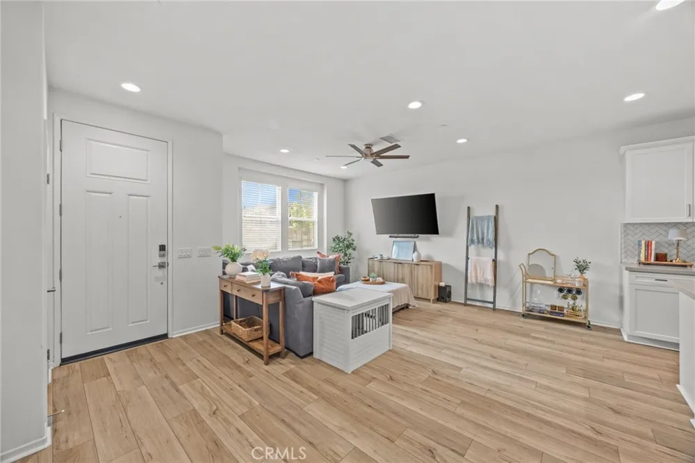 16025 Main Street Chino, CA 91708
