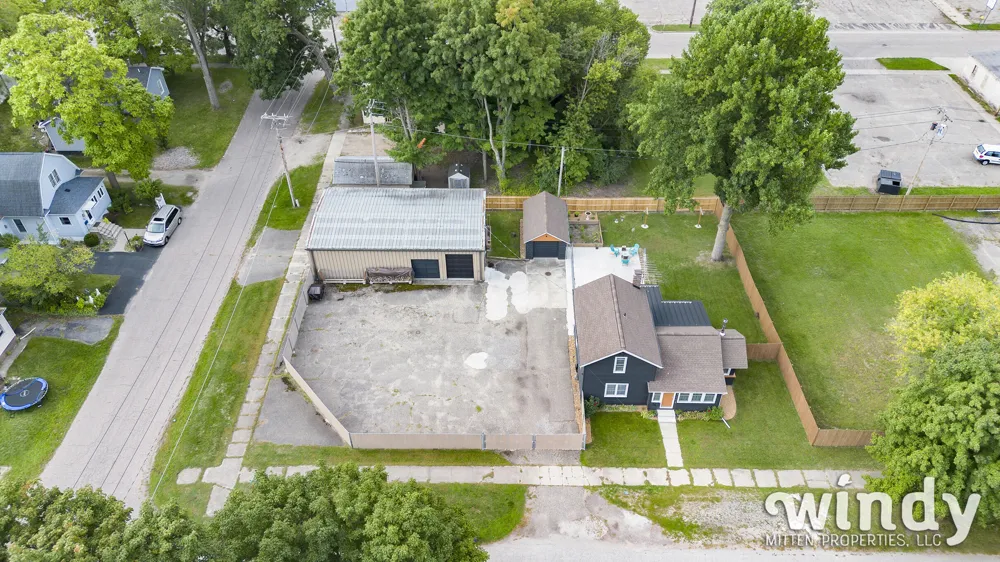 106 Lagrange Street Dowagiac City, MI 49047