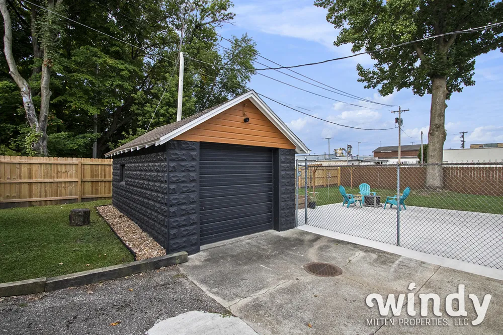 106 Lagrange Street Dowagiac City, MI 49047