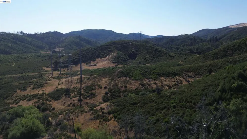 11311 Pine Flat Healdsburg, CA 95448