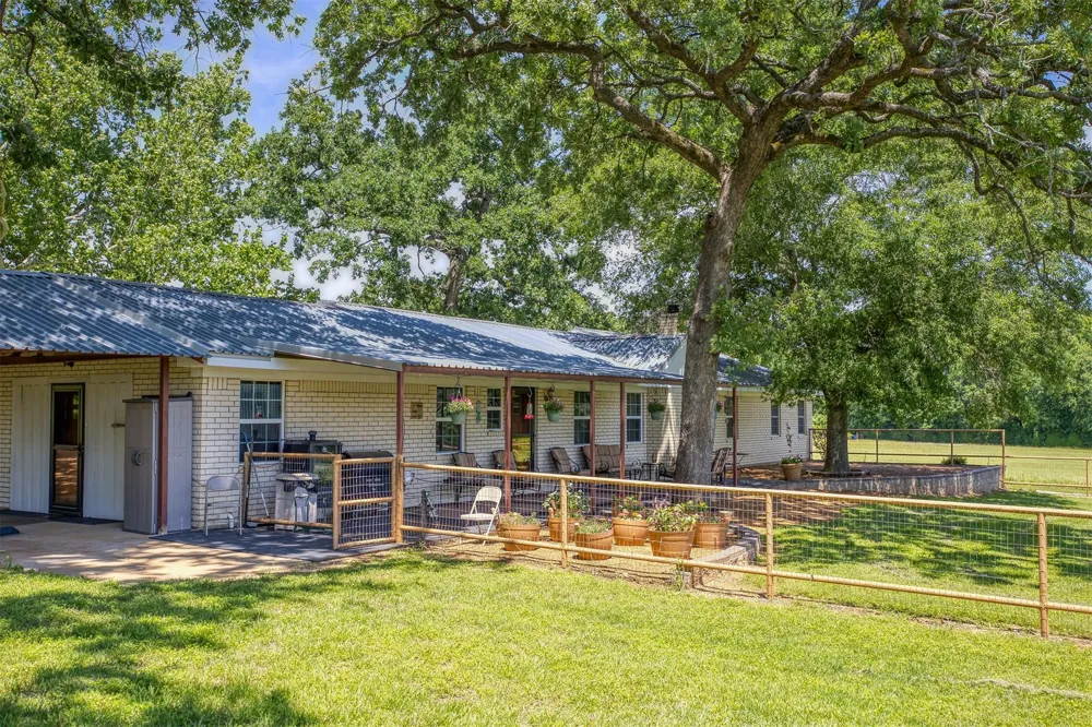 613 Fm 1272 Grapeland, TX 75844