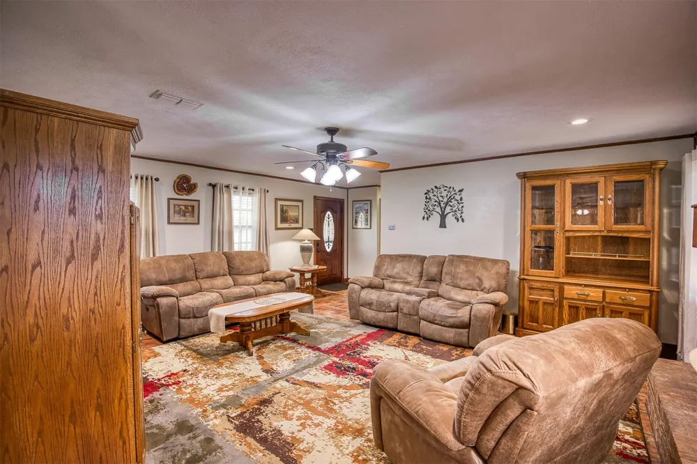 613 Fm 1272 Grapeland, TX 75844