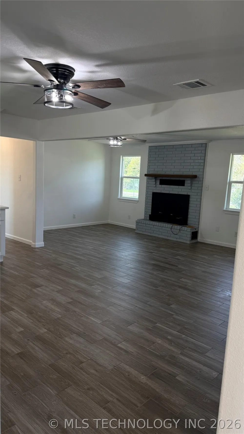 34 1st Cartwright, OK 74731
