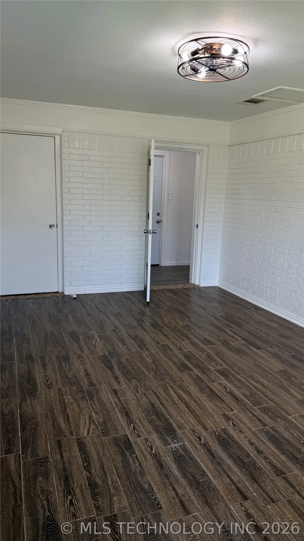 34 1st Cartwright, OK 74731
