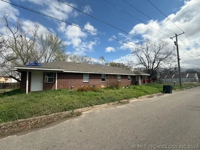 312 S 2nd Durant, OK 74701