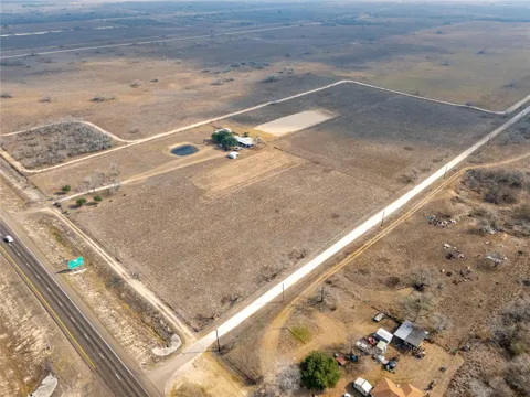 7375 Us  281 Highway