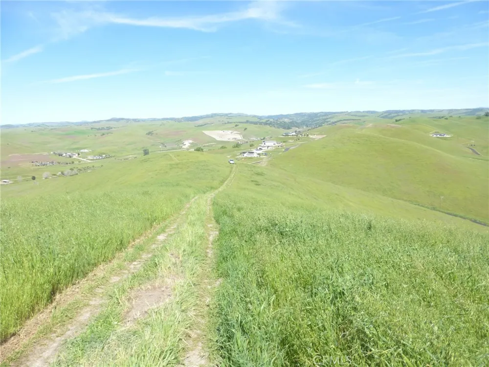 Douglas Rd. (Lots 28, 33 & 34) San Miguel, CA 93451