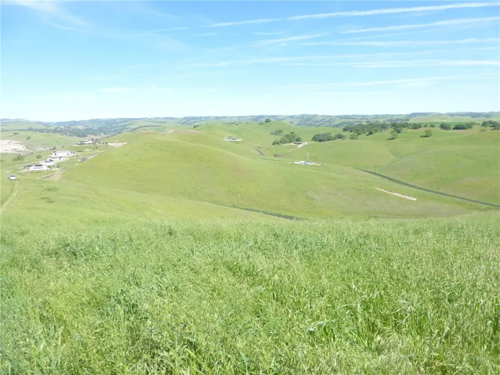 Douglas Rd. (Lots 28, 33 & 34) San Miguel, CA 93451