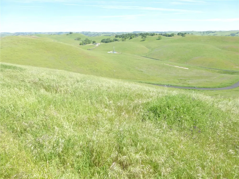 Douglas Rd. (Lots 28, 33 & 34) San Miguel, CA 93451