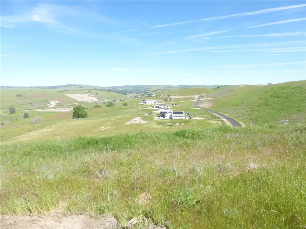 Douglas Rd. (Lots 28, 33 & 34) San Miguel, CA 93451