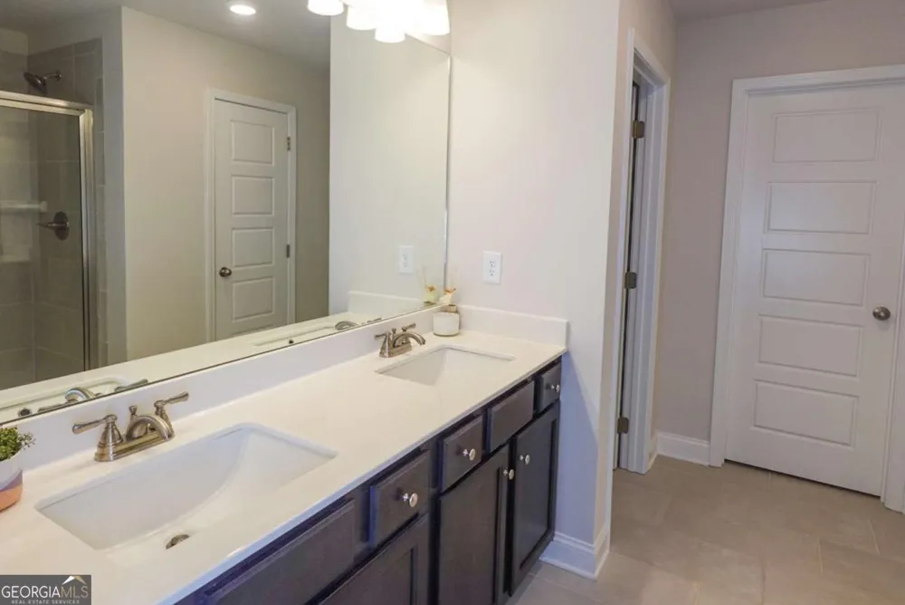 573 Auburn Crossing DR Auburn, GA 30011