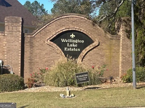 2100 Adel RD
