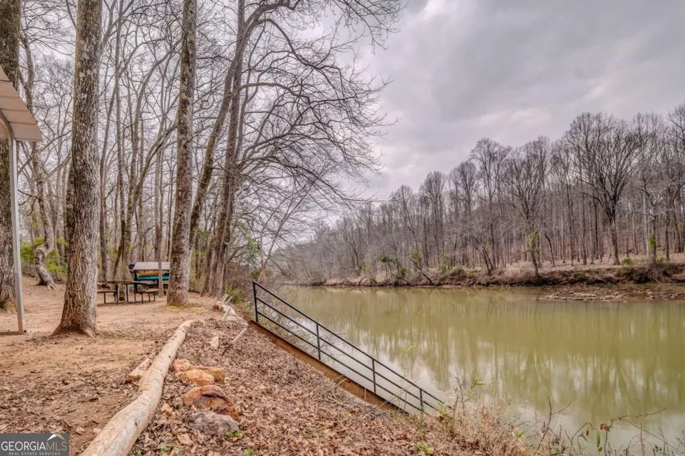 42 River Oaks DR SW Cartersville, GA 30120