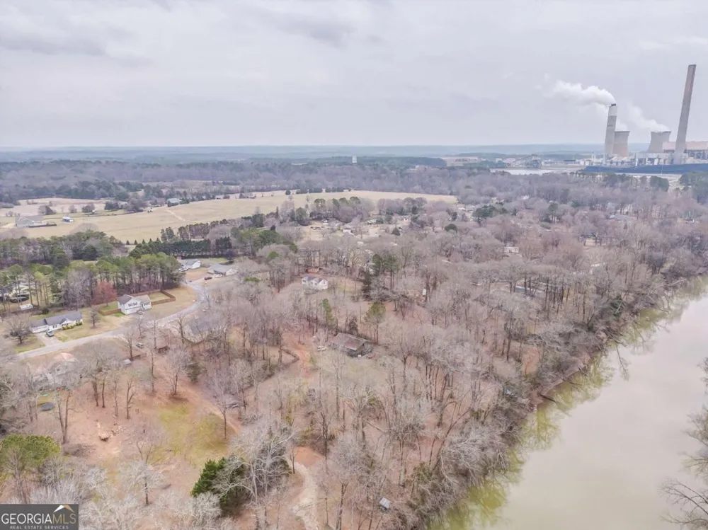 42 River Oaks DR SW Cartersville, GA 30120