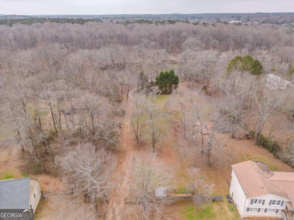 42 River Oaks DR SW Cartersville, GA 30120