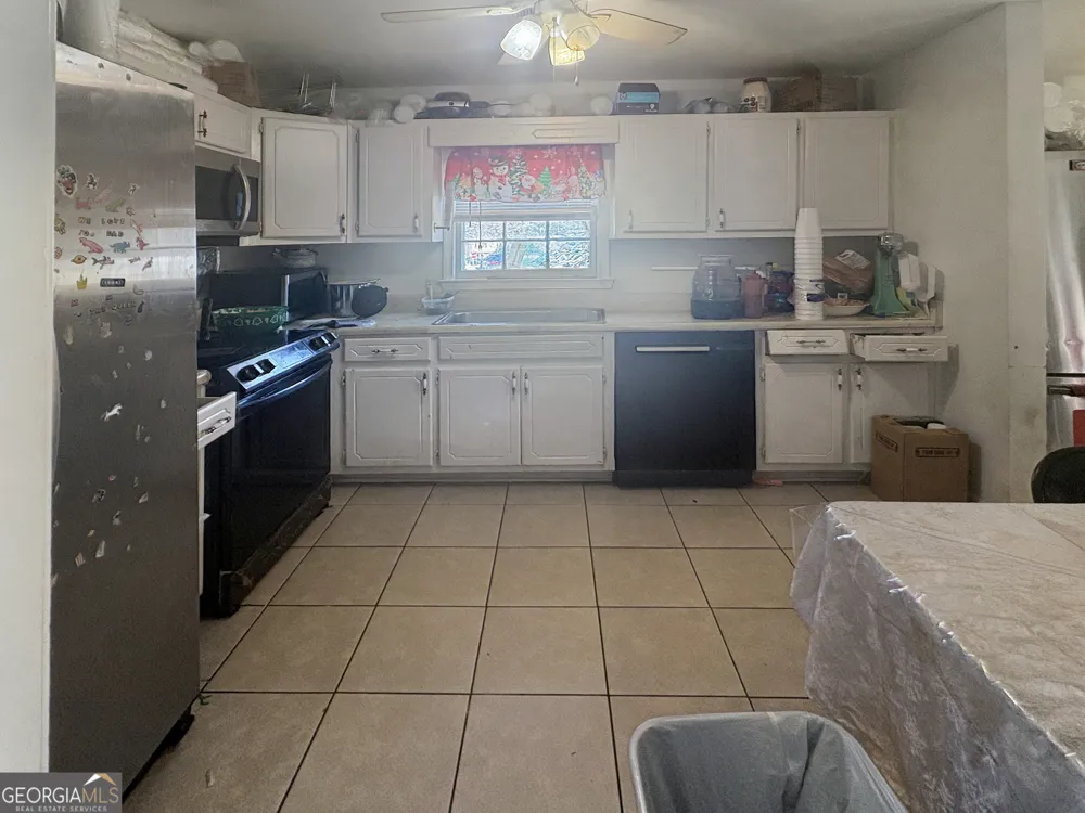 660 Browning LN SE Conyers, GA 30013