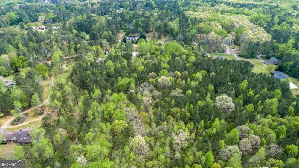 3607 Masters RD Ellenwood, GA 30294