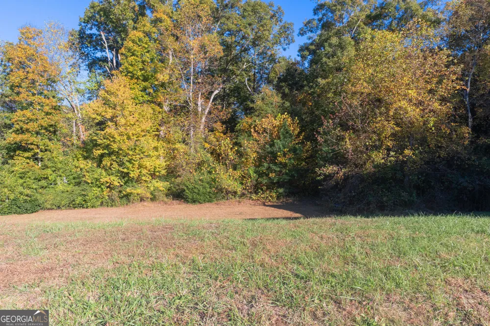 148 Village DR Clarkesville, GA 30523
