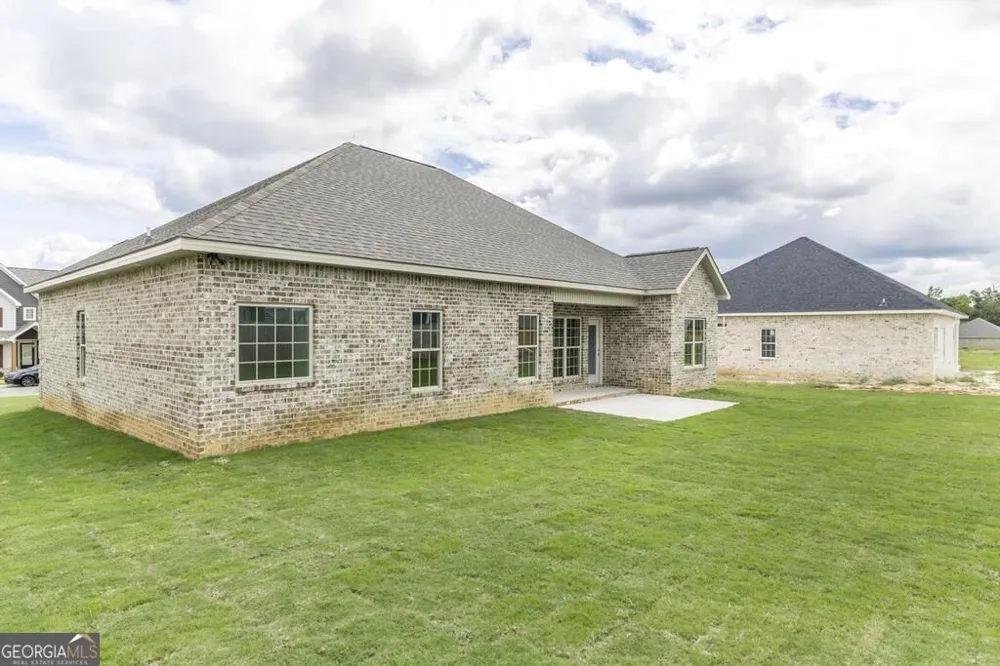 904 Nora Eloise Bonaire, GA 31005