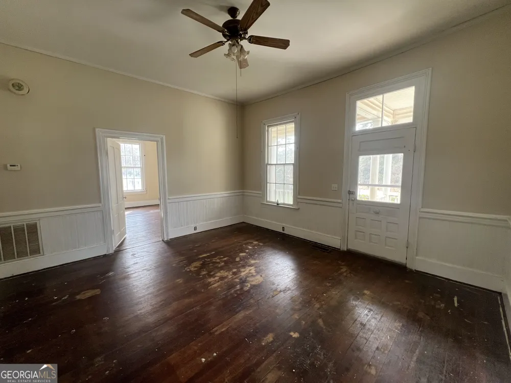 179 Independence ST Tignall, GA 30668