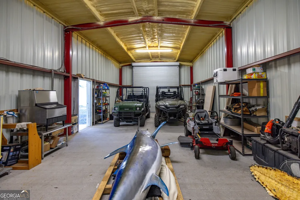 279 Mid River RD White Oak, GA 31568