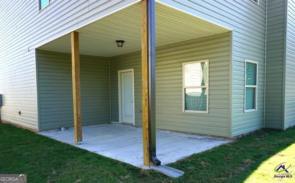 121 Bluecoat TRL Byron, GA 31008