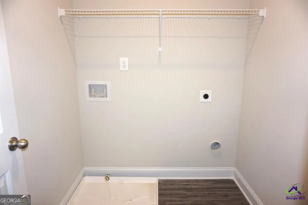 121 Bluecoat TRL Byron, GA 31008