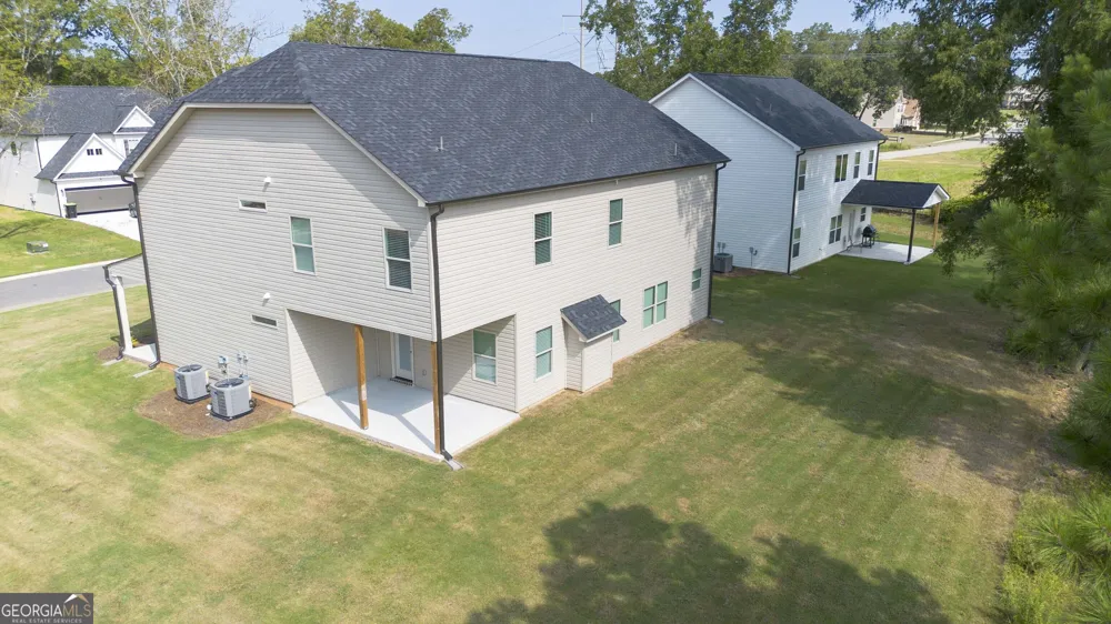 121 Bluecoat TRL Byron, GA 31008