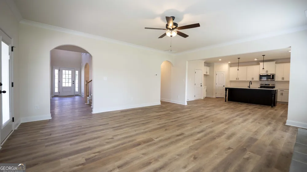 121 Bluecoat TRL Byron, GA 31008