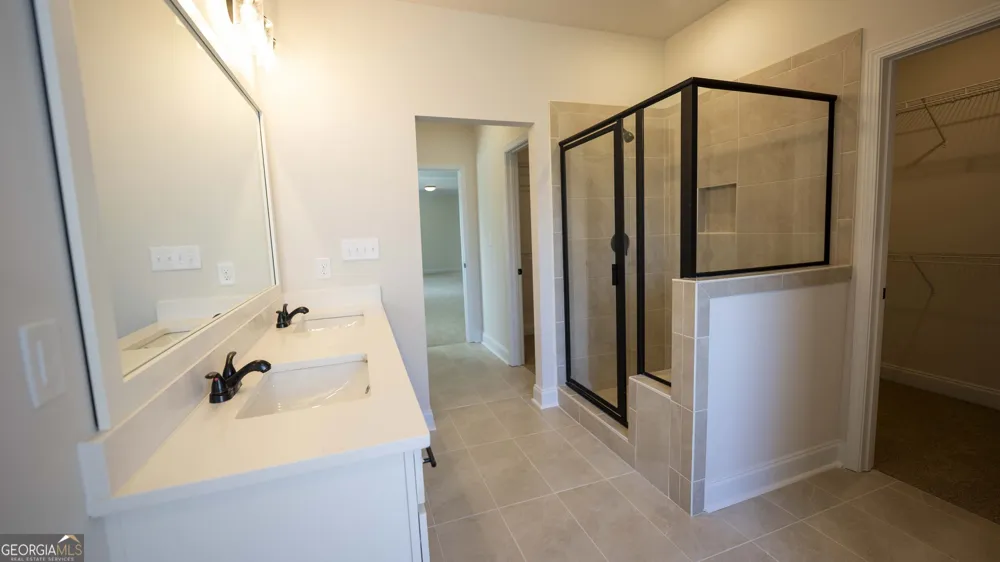 121 Bluecoat TRL Byron, GA 31008