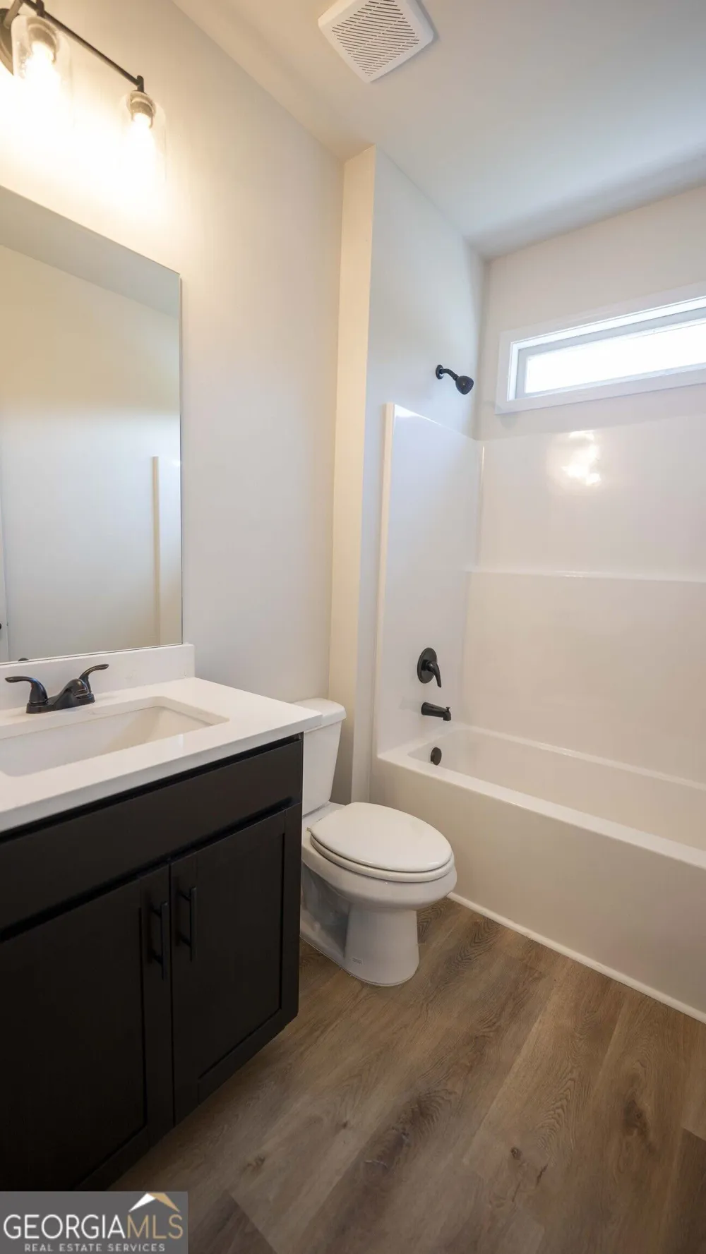 121 Bluecoat TRL Byron, GA 31008